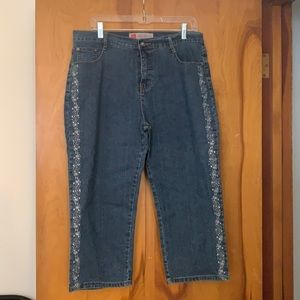 Ladies denim capris